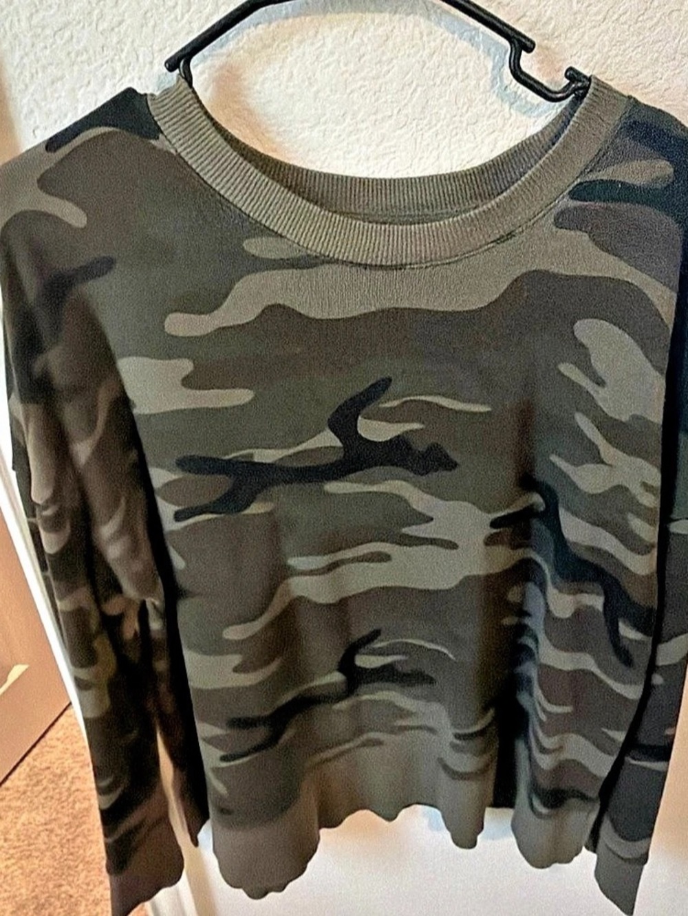 Time and Tru Women's Camouflage Crewneck Sweatshirt with High-Low Hem